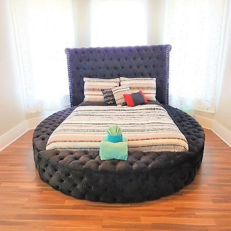 Casaazul-2605A-Couples Retreat By Beach & Pleasure Pier 1 Block Away- 2Bed 2Bath- 7 Minutes To Cruise Terminal Галвестън Екстериор снимка