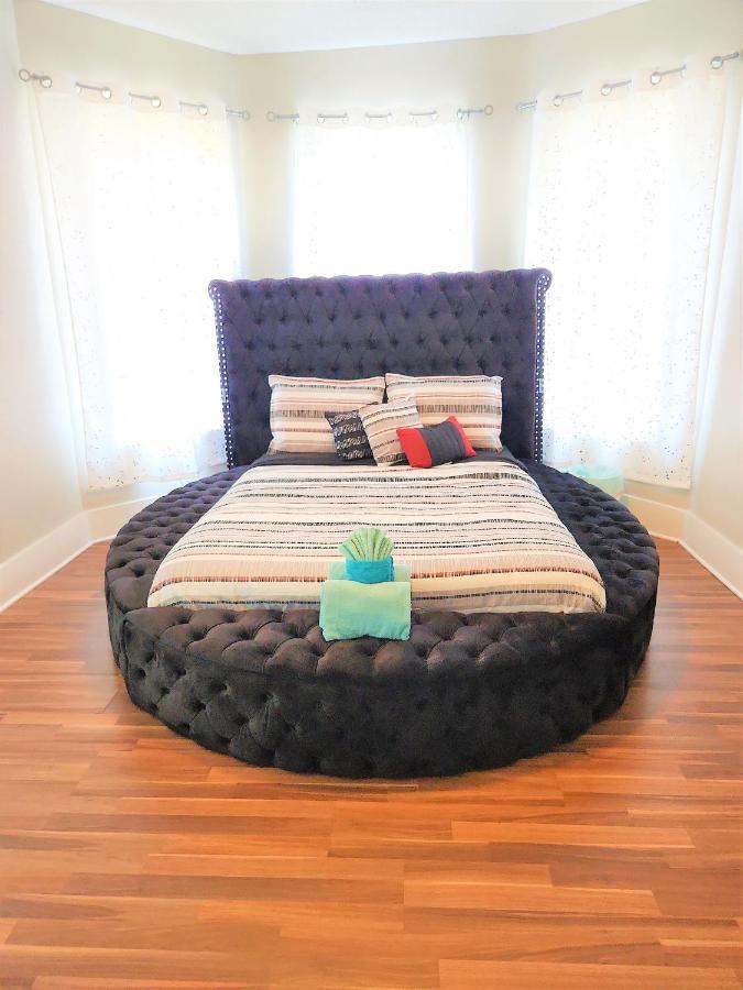 Casaazul-2605A-Couples Retreat By Beach & Pleasure Pier 1 Block Away- 2Bed 2Bath- 7 Minutes To Cruise Terminal Галвестън Екстериор снимка